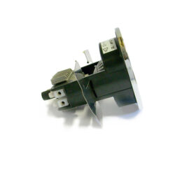 DL803 Fixed Downlight. The DL803 downlight is easy to install, replace and maintain Available in Low Voltage only Diecast Aluminium 50w max High quality Finish Strong spring clips Compatible with MR16 halogen and LED lamps IP65 Available White,Chrome and Brass Residential, Hospitality, Retail DL803 Fixed Downlight -